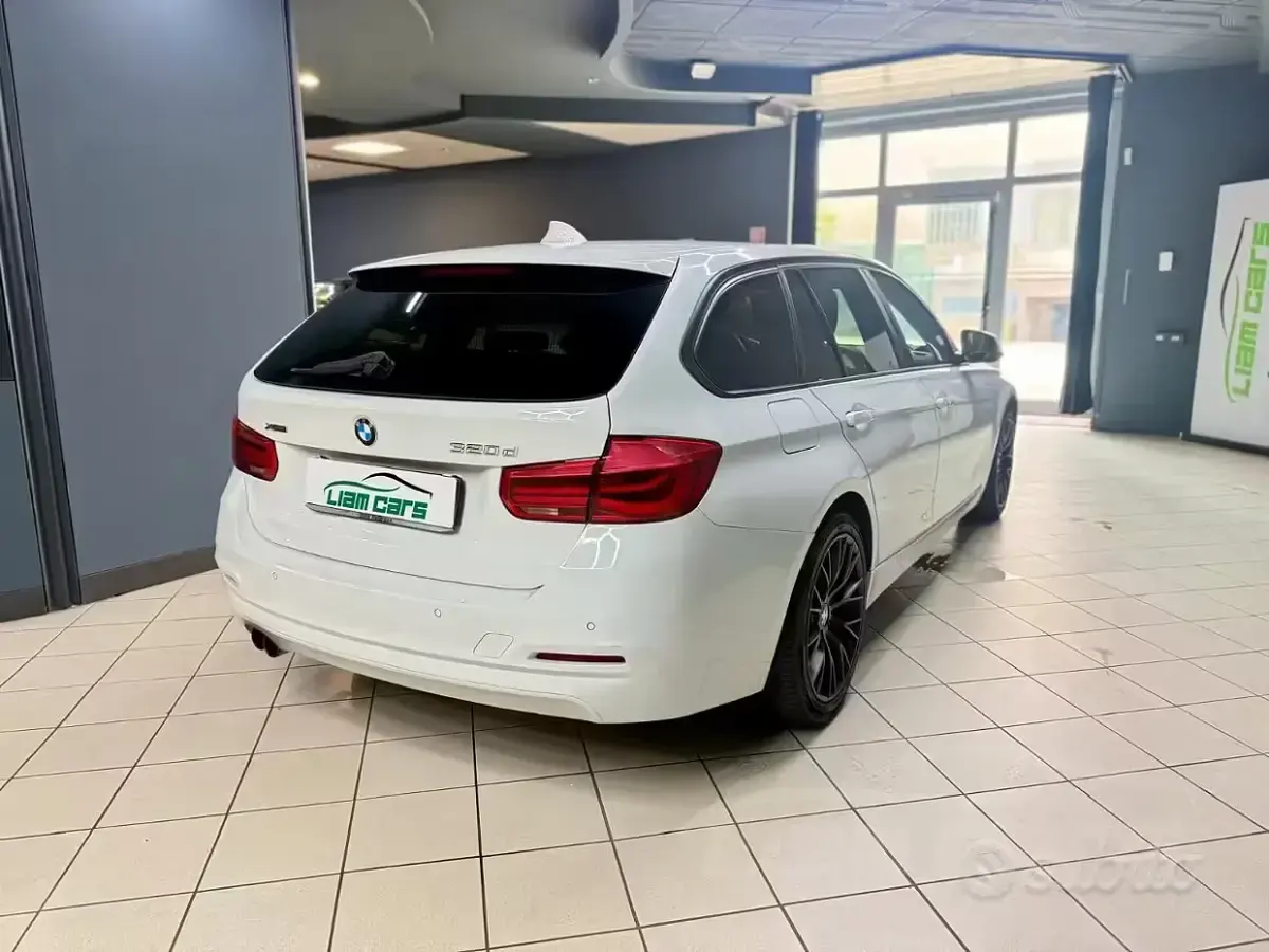 Usata BMW 320 Advantage 190 CV (139 kW) 2015 Bianco Station wagon