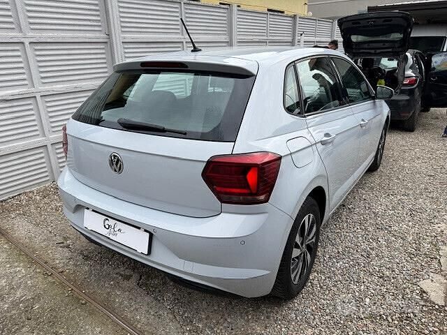 Usado VW Polo Comfortline 80 CV (58 kW) 2019 Blanco Utilitario
