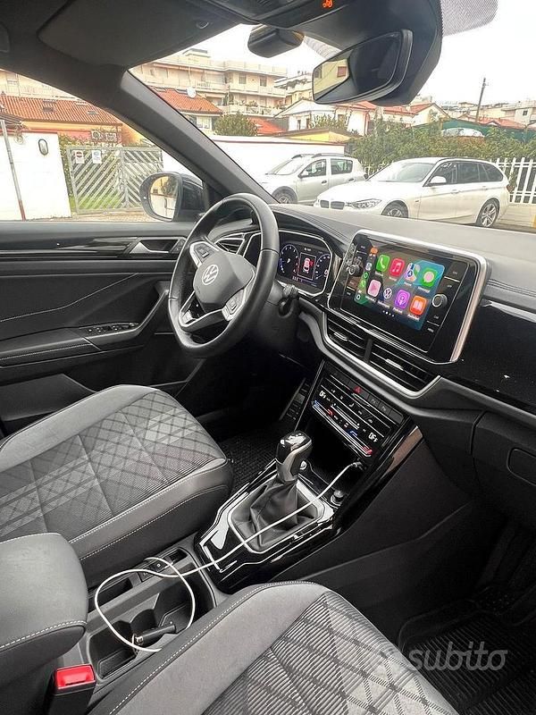 Usata VW T-Roc 150 CV (110 kW) 2023 SUV