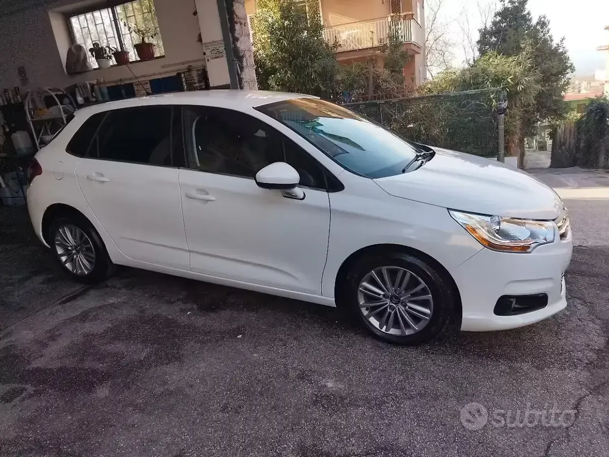 Usata Citroën C4 90 CV (66 kW) 2011 Bianco Berlina