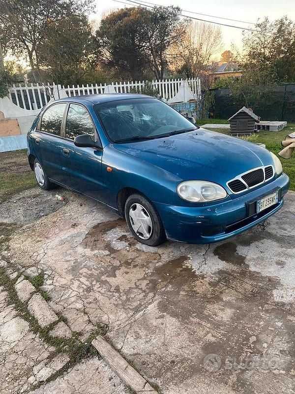 Usata Chevrolet Lanos 75 CV (55 kW) 2001 Berlina