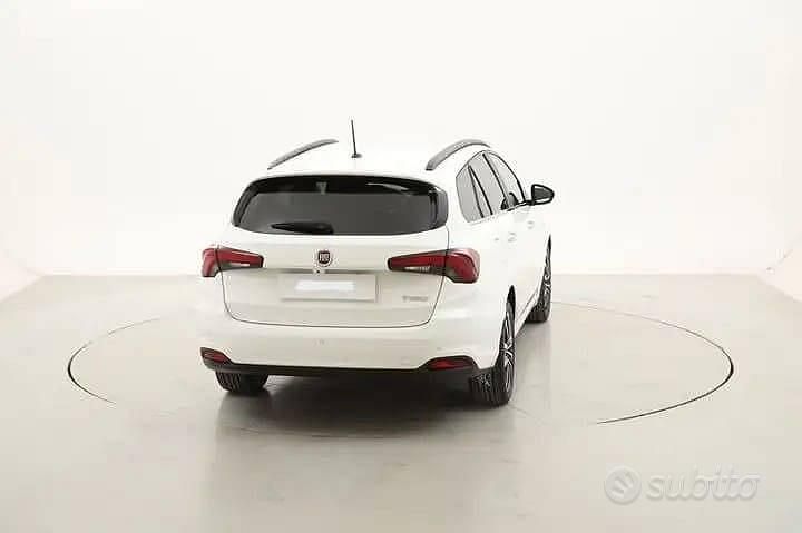 Usata Fiat Tipo Lounge 120 CV (88 kW) 2019 Berlina