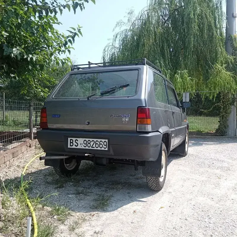 Usata Fiat Panda 4x4 50 CV (36 kW) 1987 Grigio Utilitaria