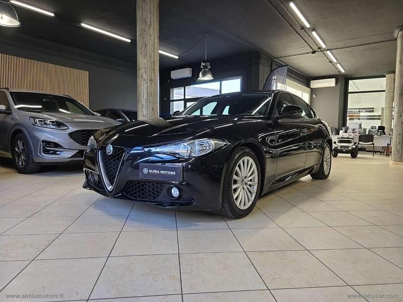 Usata Alfa Romeo Giulia Business 136 CV (100 kW) 2018 Nero Berlina