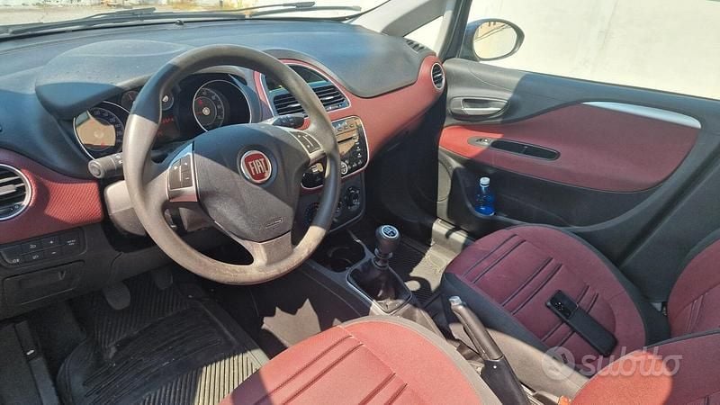 Usata Fiat Punto Evo Emotion 77 CV (56 kW) 2010 Blu Utilitaria