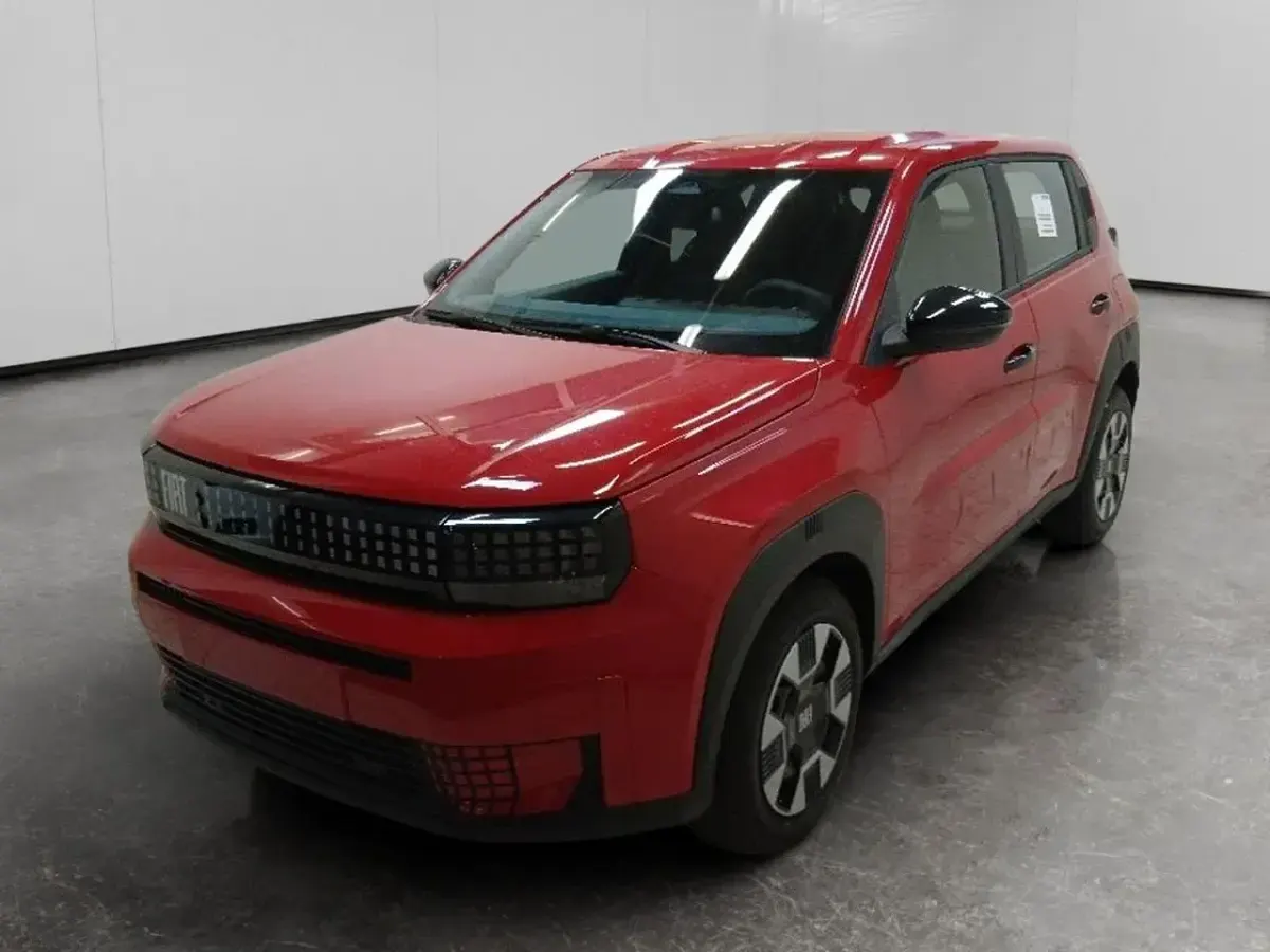 Usata Fiat Grande Panda Business 110 CV (80 kW) 2025 Utilitaria