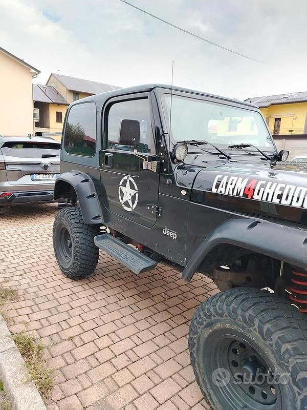 Usata Jeep Wrangler 118 CV (86 kW) 1998 SUV
