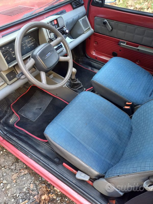 Usata Fiat Panda Young 54 CV (39 kW) 2001 Rosso Utilitaria