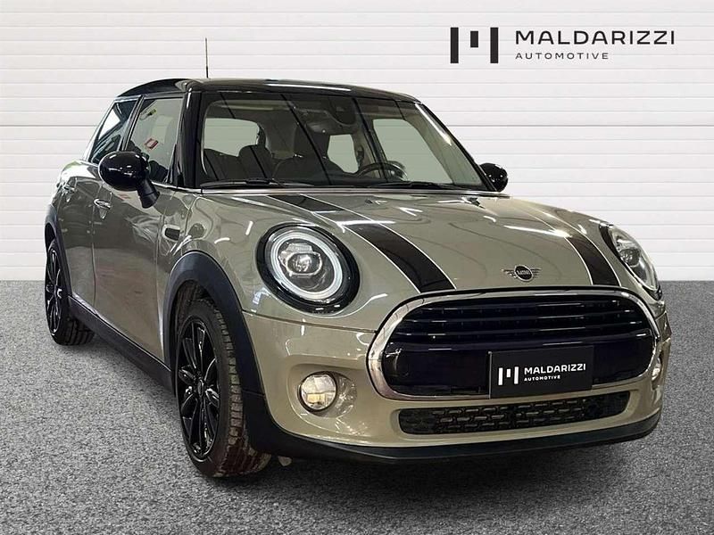 Usata Mini Cooper D Hype 116 CV (85 kW) 2019 Verde Utilitaria