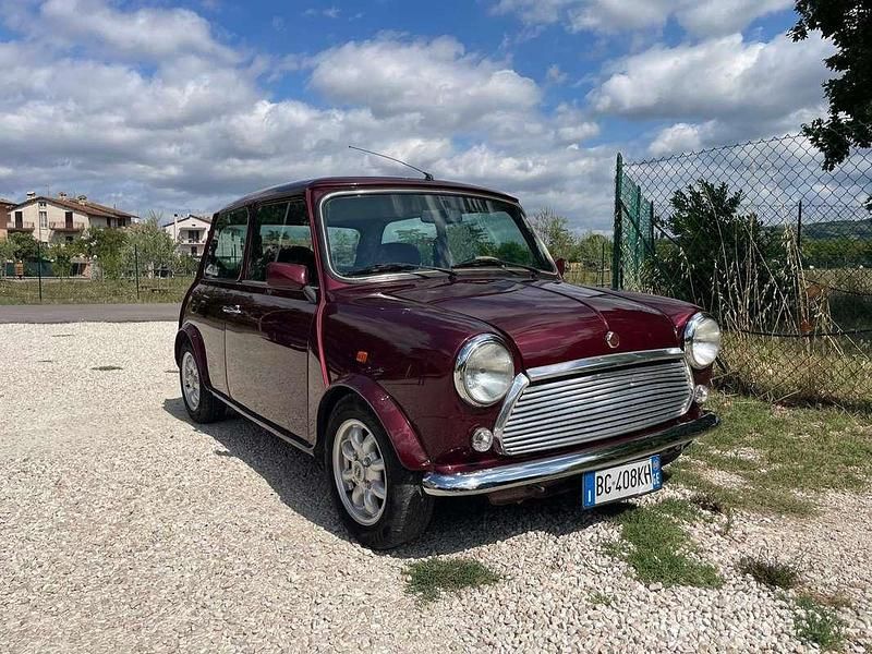 Usata Mini 1300 63 CV (46 kW) 2000 Rosso Utilitaria