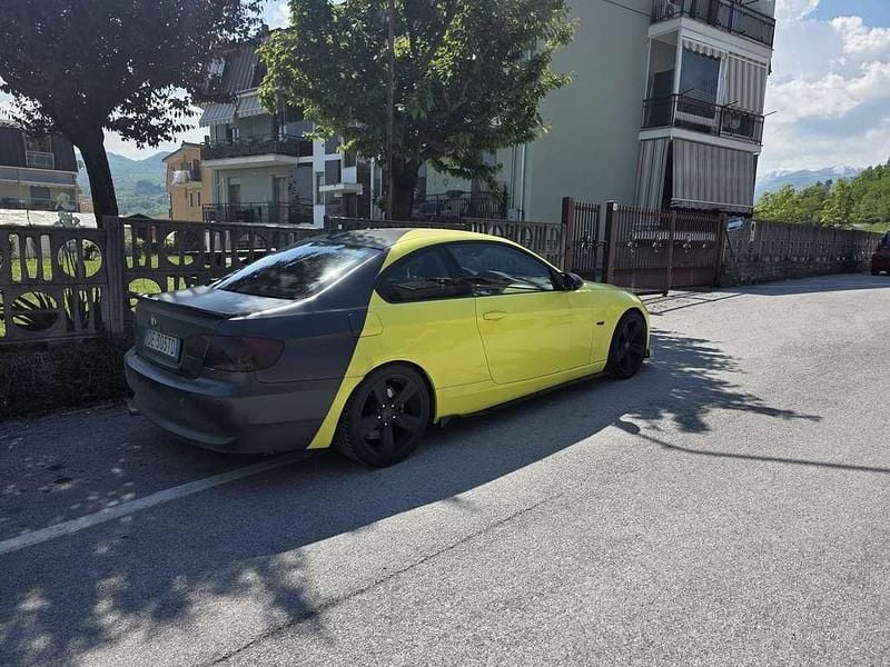 Usata BMW 330 231 CV (169 kW) 2007 Coupé