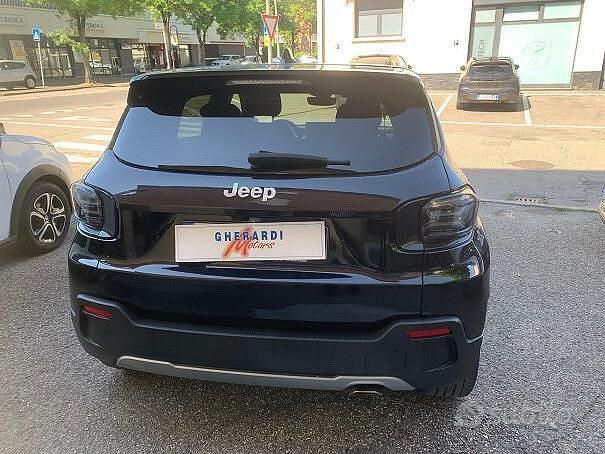 Usata Jeep Avenger Summit 101 CV (74 kW) 2023 Nero SUV