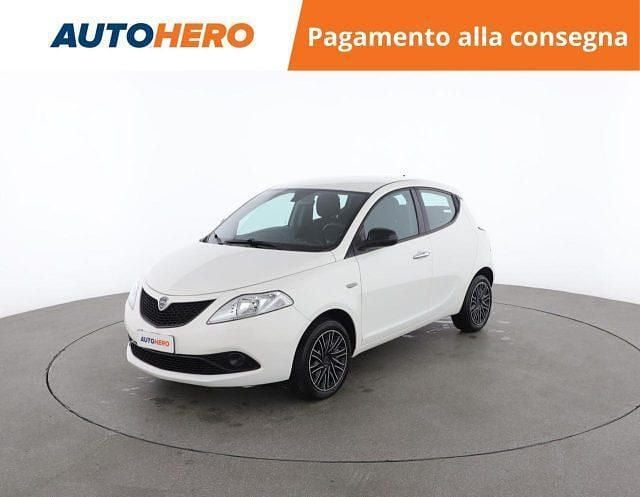 Bianco Usata 2018 Lancia Ypsilon Gold Due volumi | 10.699 € (Buon prezzo) - Immagine 1/2