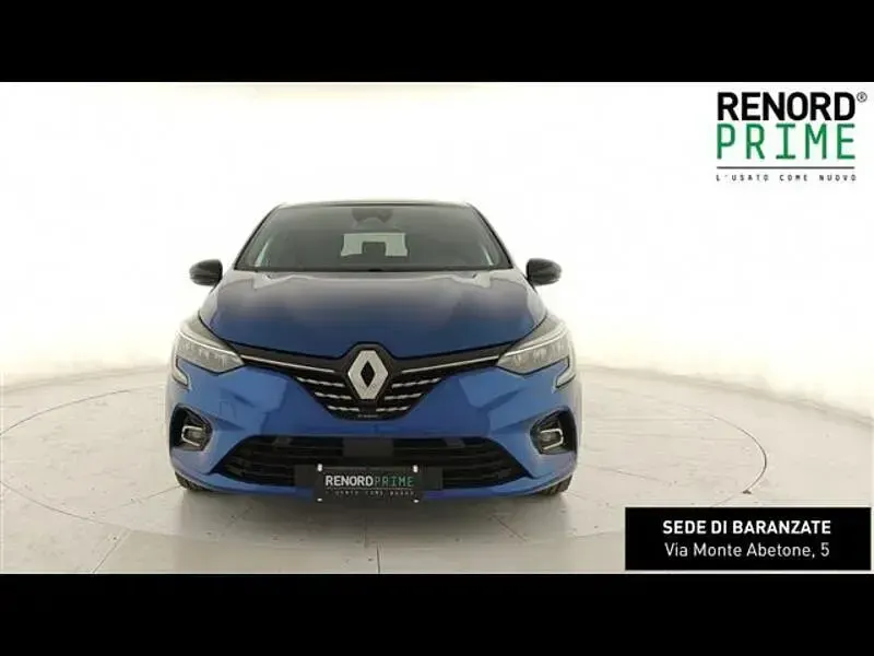 Usata Renault Clio Techno 145 CV (106 kW) 2023 Blu scuro Utilitaria