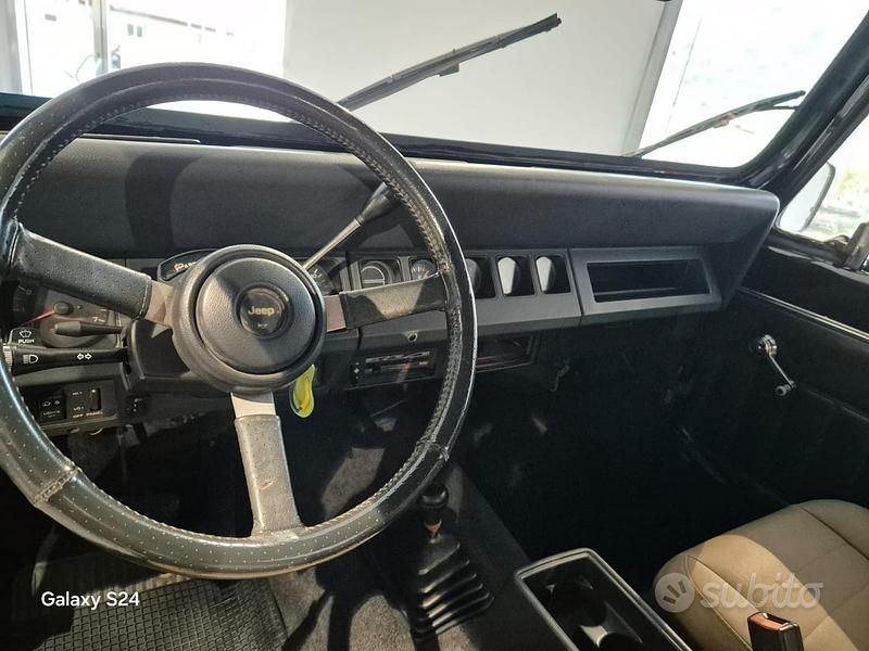 Usata Jeep Wrangler 1989 SUV