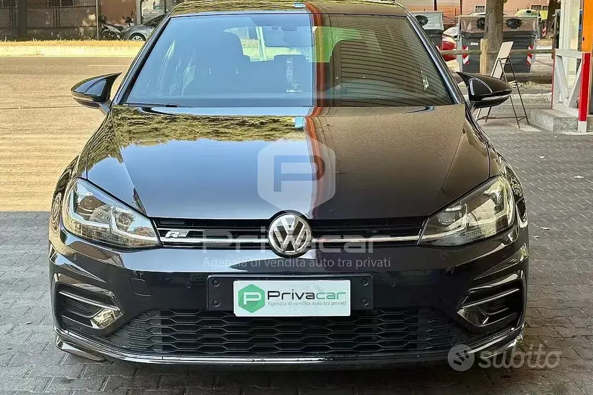 Usata VW Golf VII Sport 150 CV (110 kW) 2019 Nero Utilitaria