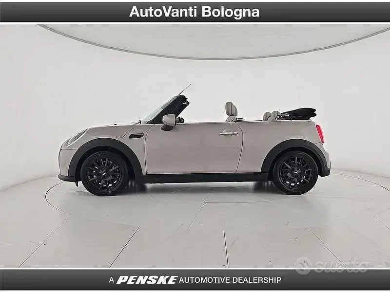 Usata Mini Cooper Cabriolet Classic 136 CV (100 kW) 2022 Grigio Cabrio