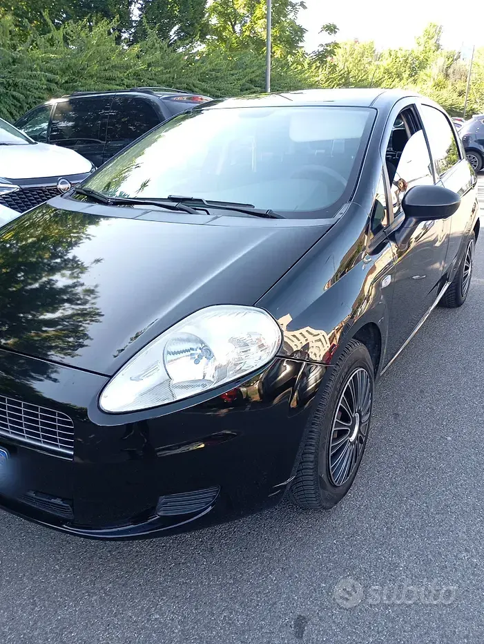 Usata Fiat Grande Punto 65 CV (47 kW) 2008 Nero Utilitaria