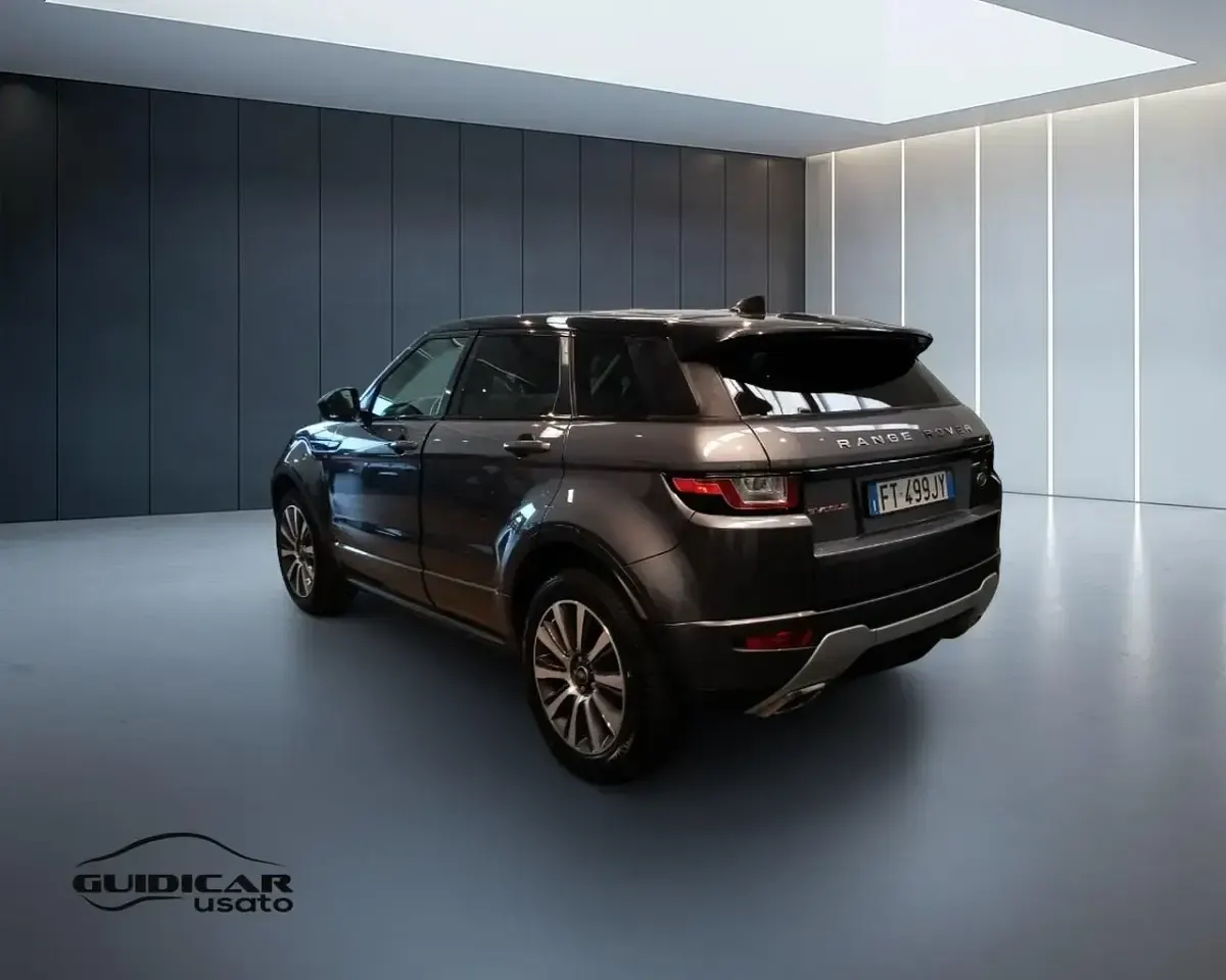 Usata Land Rover Range Rover evoque SE 149 CV (109 kW) 2019 Grigio SUV