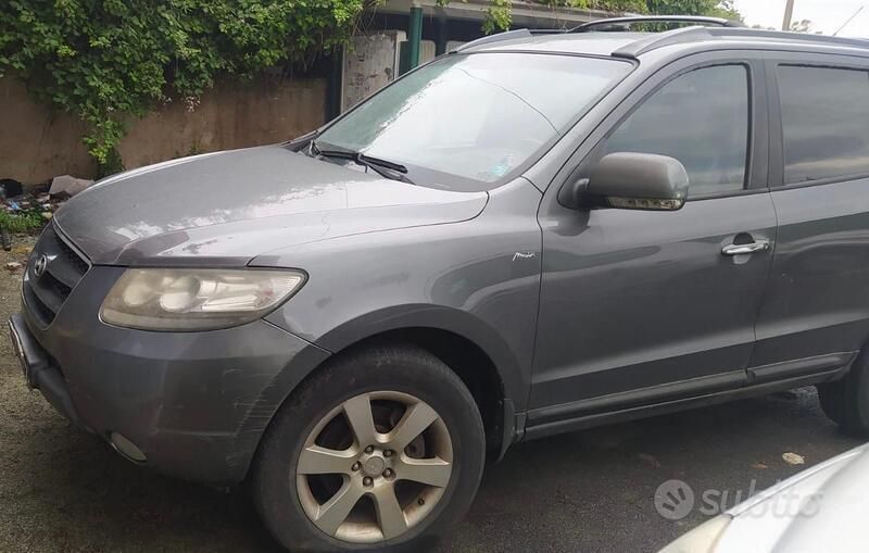 Usata 2008 Hyundai Santa Fe SUV | 1000 € - Immagine 1/4