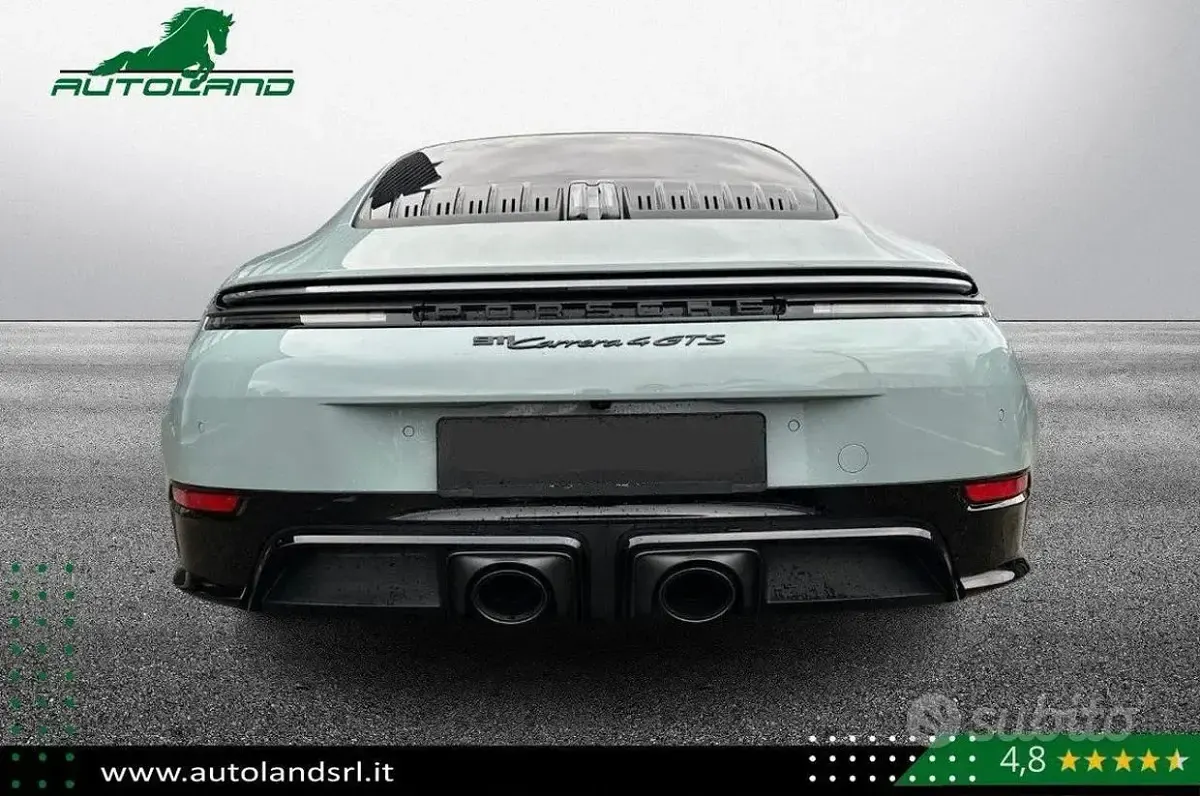 Usata Porsche 992 541 CV (397 kW) 2024 Verde