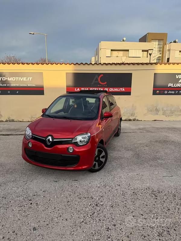 Usata Renault Twingo SE 71 CV (52 kW) 2015 Other Utilitaria