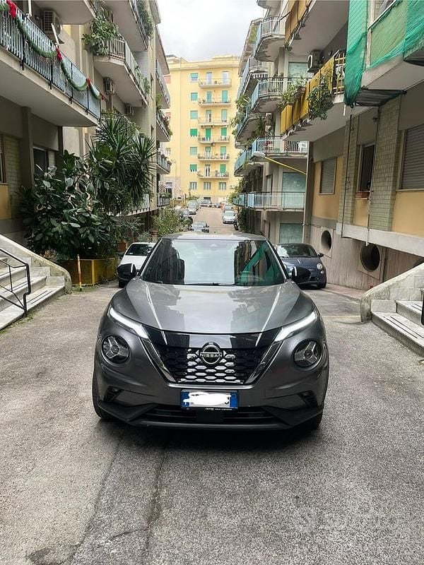 Usata Nissan Juke N-Connecta 94 CV (69 kW) 2023 Grigio SUV