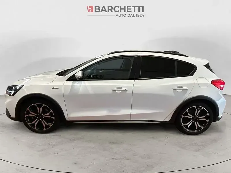 Usata Ford Focus Active 120 CV (88 kW) 2019 Bianco SUV