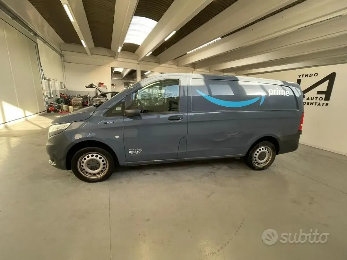 Usata Mercedes e-Vito 69 kW (95 CV) 2020 Bluazzurro Furgone
