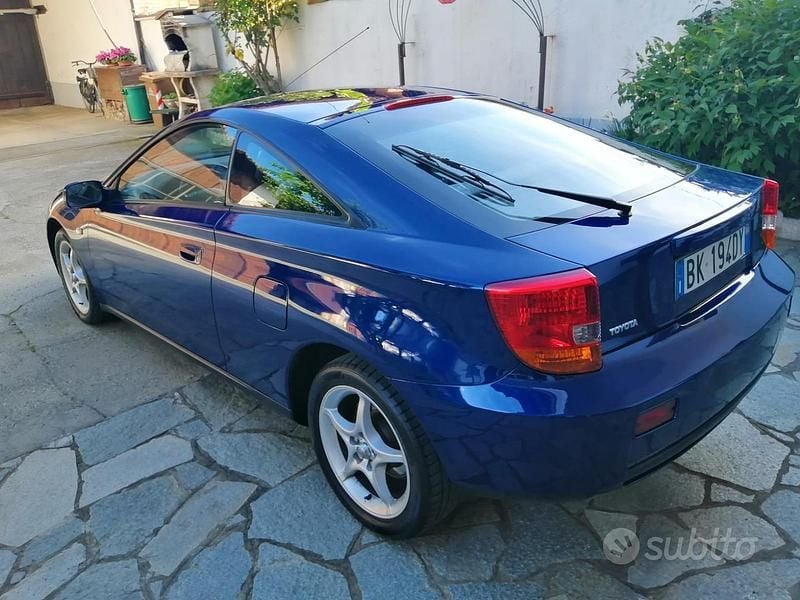 Usata Toyota Celica 2000 Blu Coupé