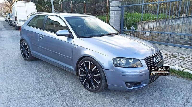 Usata Audi A3 Attraction 140 CV (102 kW) 2004 Grigio Utilitaria