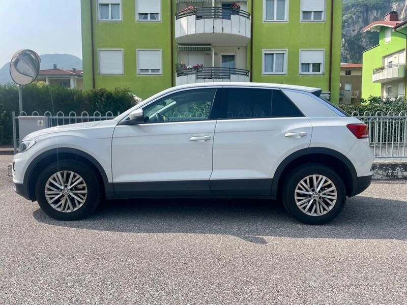 Usata VW T-Roc Business 116 CV (85 kW) 2020 Bianco SUV