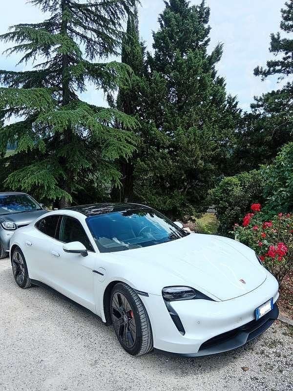 Usata Porsche Taycan 4S 419 kW (571 CV) 2020 Berlina