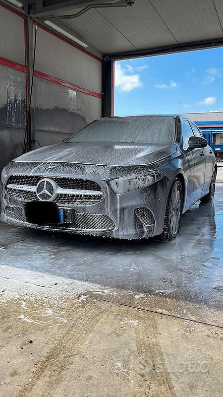 Usata Mercedes A180 2018 Grigio Berlina