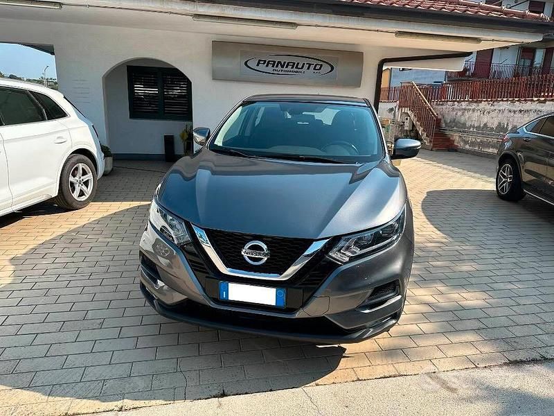 Usata Nissan Qashqai 115 CV (84 kW) 2020 Grigio SUV