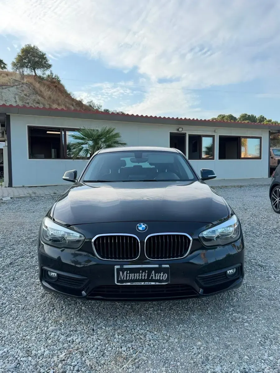 Usata BMW 116 115 CV (84 kW) 2017 Nero Utilitaria