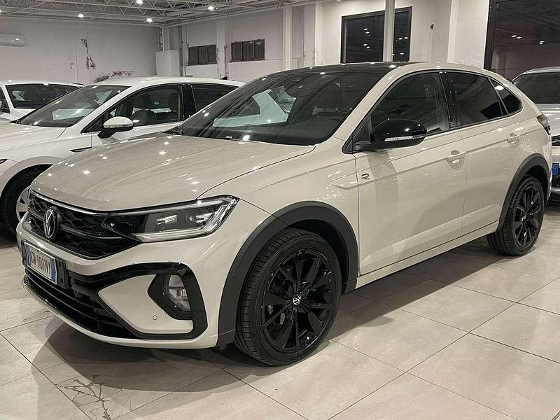 Usata VW Taigo R-line 110 CV (80 kW) 2024 Ascot grey SUV