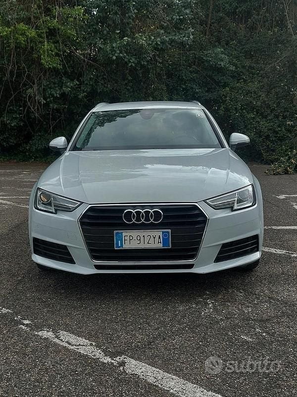 Usata Audi A4 S-Line 150 CV (110 kW) 2018 Bianco Station wagon