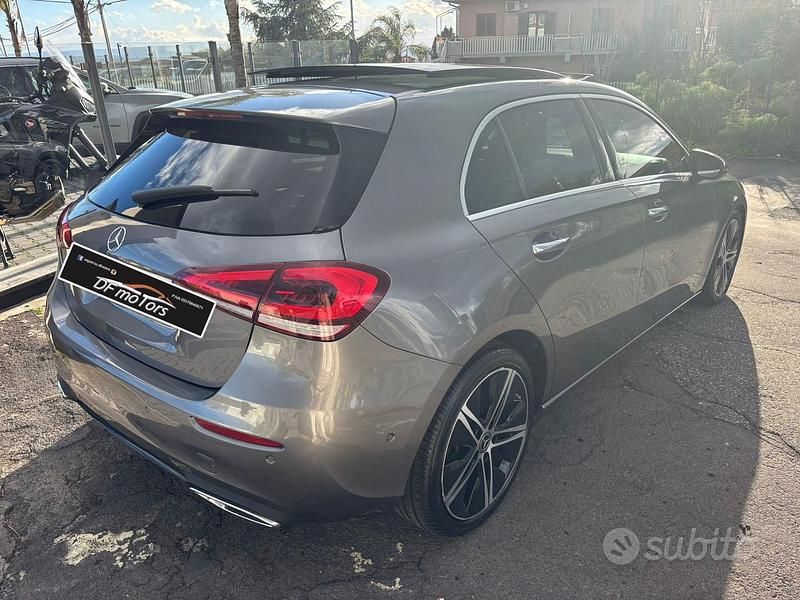 Usata Mercedes A180 115 CV (84 kW) 2019 Grigio Berlina