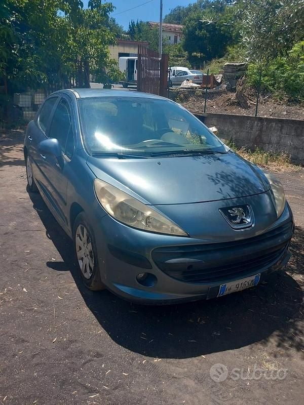 Usata Peugeot 207 70 CV (51 kW) 2007 Utilitaria