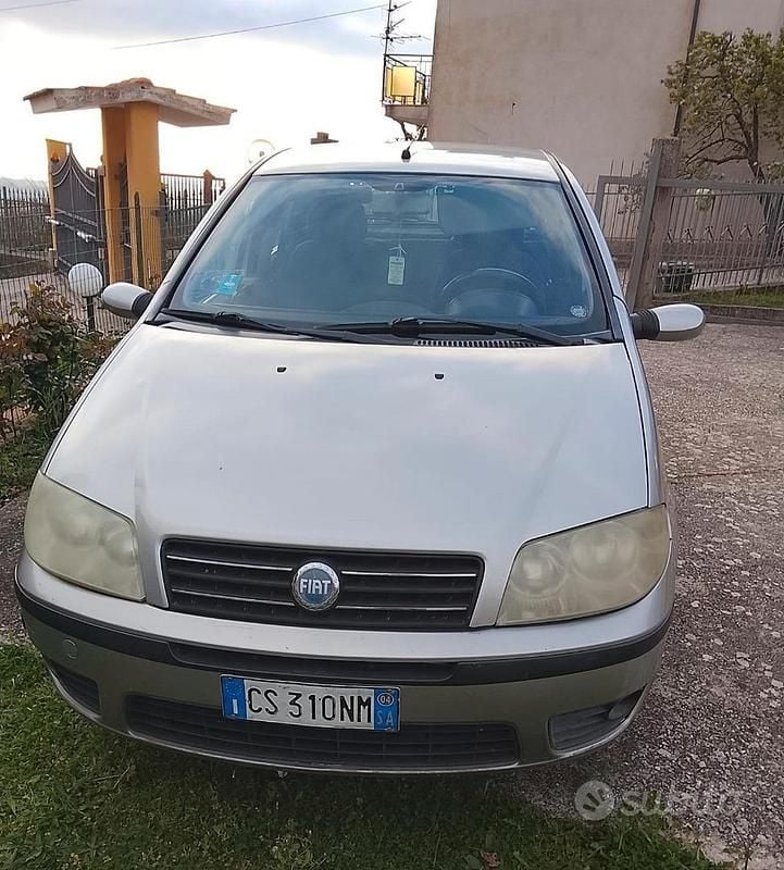Usata Fiat Punto 2004 Grigio Utilitaria