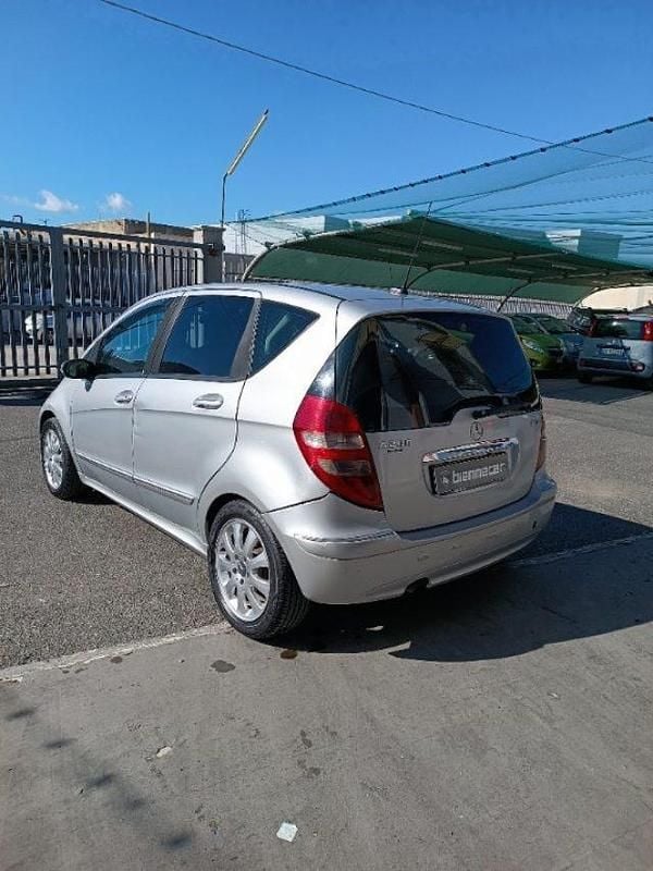 Usata Mercedes A200 Elegance 140 CV (102 kW) 2004 Argento Coupé