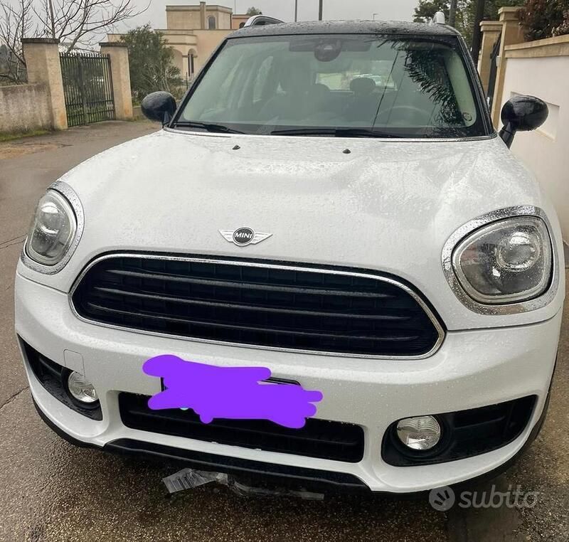 Usata Mini Countryman Hype 136 CV (100 kW) 2017 Bianco SUV