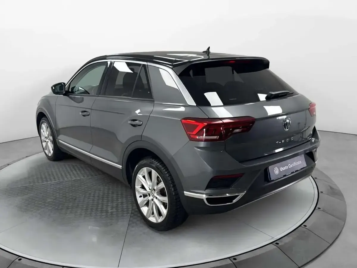 Usata VW T-Roc Advance 150 CV (110 kW) 2018 Grigio SUV