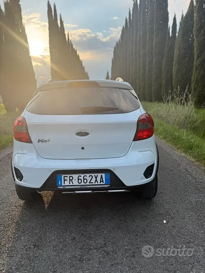 Usata Ford Ka Plus 95 CV (69 kW) 2018 Bianco Utilitaria