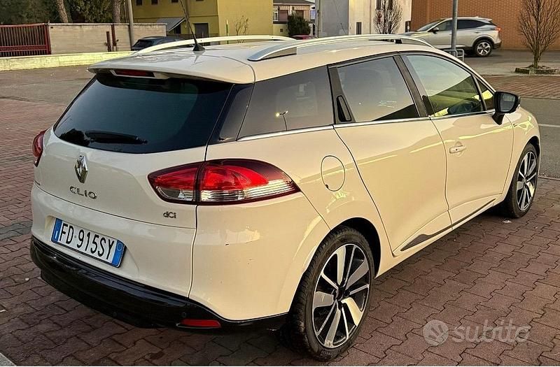 Usata Renault Clio GrandTour 90 CV (66 kW) 2016 Beige Station wagon