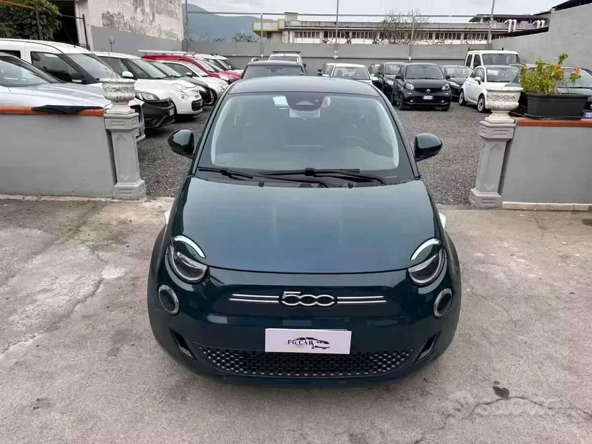 Gebraucht Fiat 500e La Prima 42 kW (58 PS) 2020 Grün Limousine