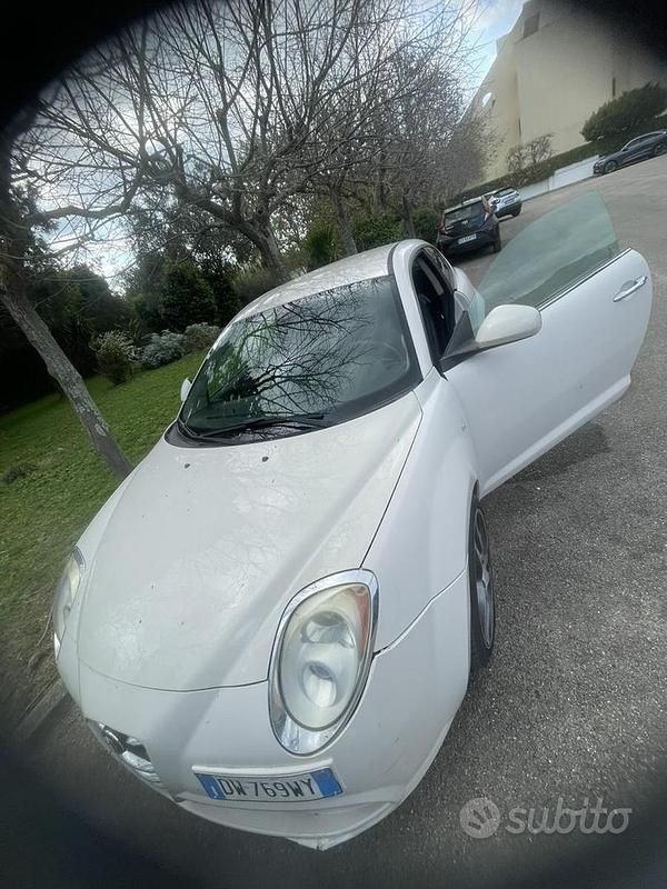 Usata Alfa Romeo MiTo 155 CV (114 kW) 2009 Bianco Utilitaria