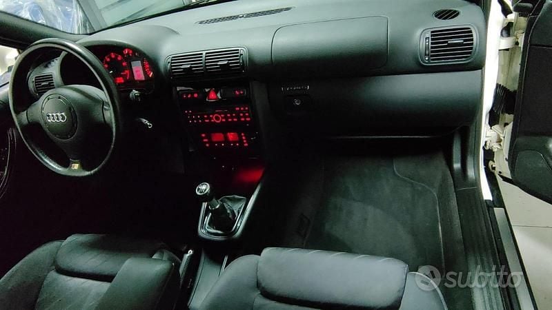 Usata Audi S3 Ambiente 210 CV (154 kW) 1999 Bianco Utilitaria