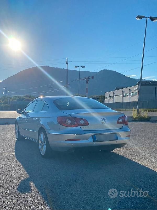 Usata VW CC 140 CV (102 kW) 2009 Argento Berlina